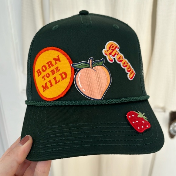 Accessories - Retro trucker hat